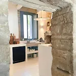 Architect's House With Pool Near Uzes Σπίτι διακοπών *