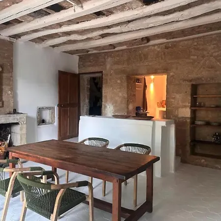 Architect's House With Pool Near Uzes *