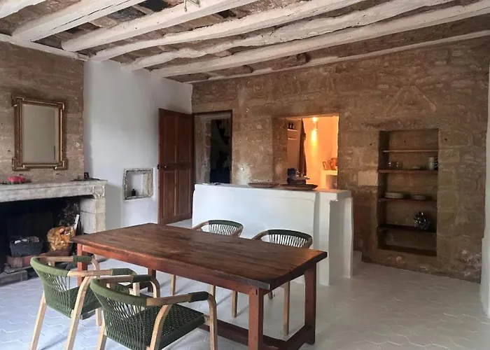 Architect's House With Pool Near Uzes *