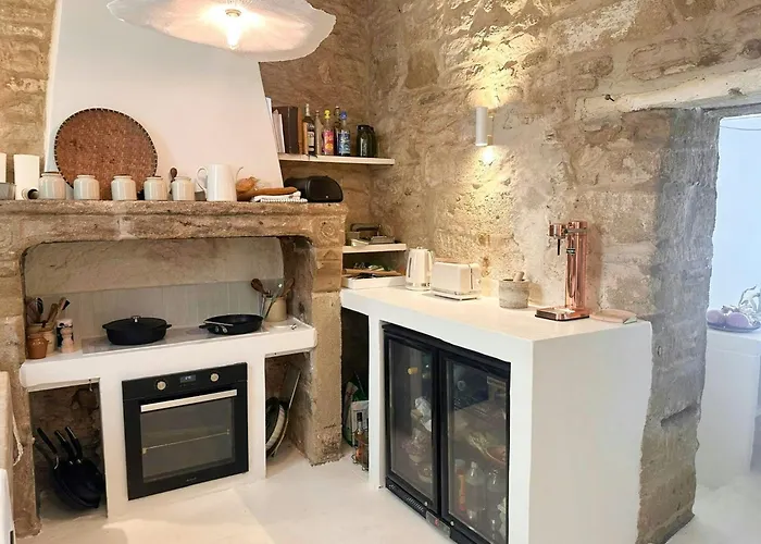 Architect's House With Pool Near Uzes *