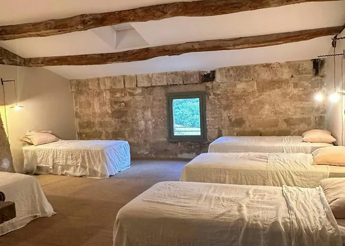 Architect's House With Pool Near Uzes 펜션