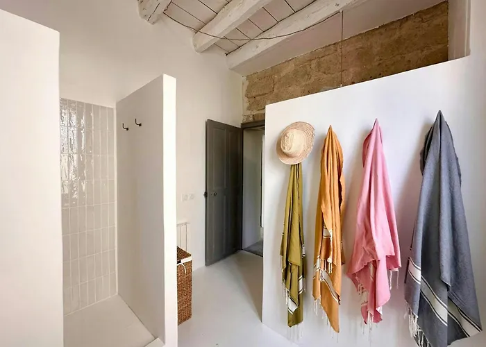펜션 Architect's House With Pool Near Uzes